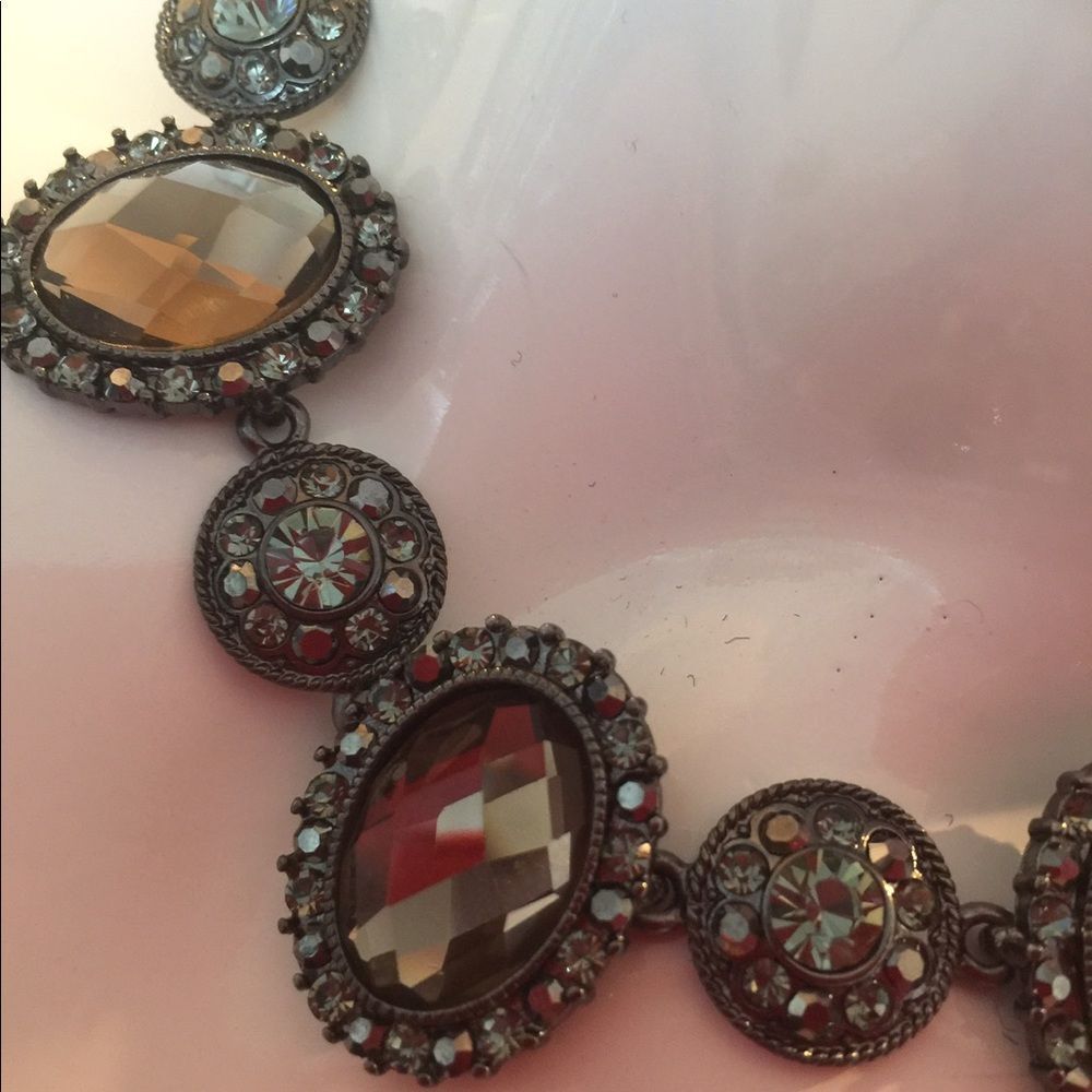 Gray adjustable crystal necklace,Cache. - Picture 2 of 5